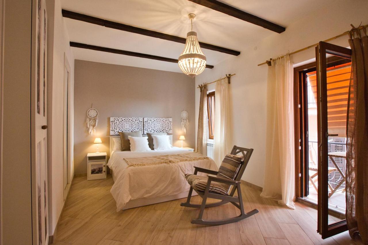 Cosy Nemi - Guest House Zewnętrze zdjęcie